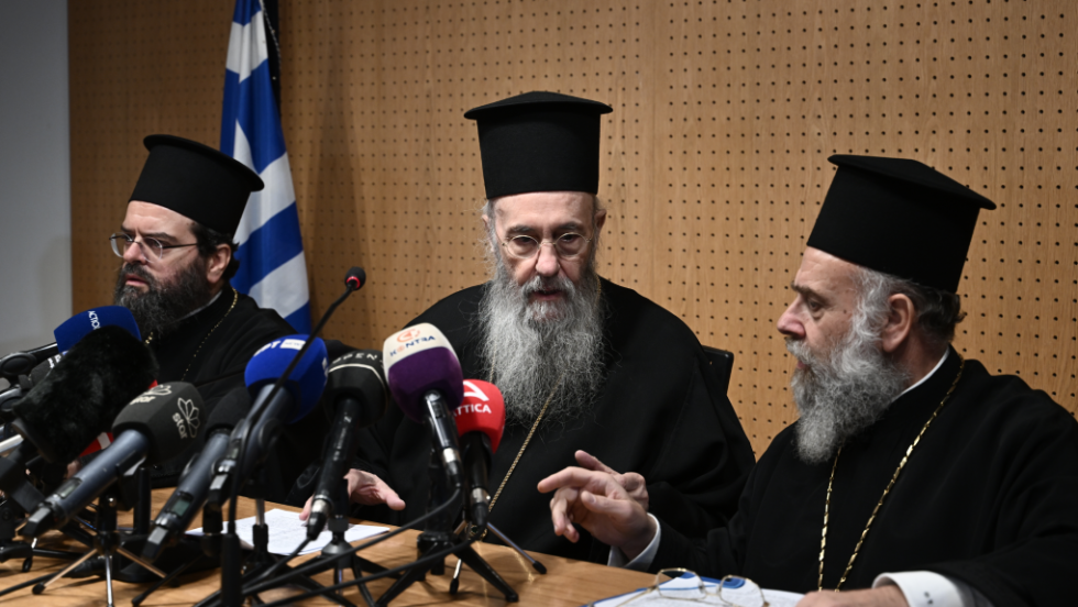 Συνέντευξη Τύπου μετά την Ιερά Σύνοδο για τον γάμο - τεκνοθεσία ομοφύλων